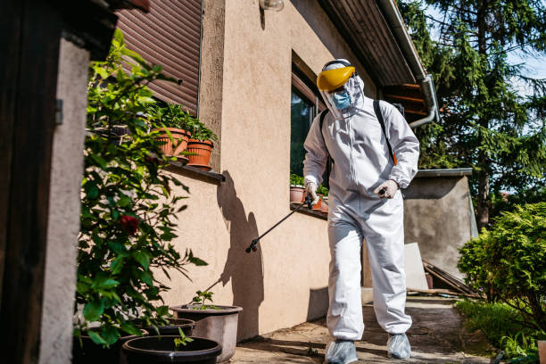 Best Exterminator Services  in Byron Center, MI